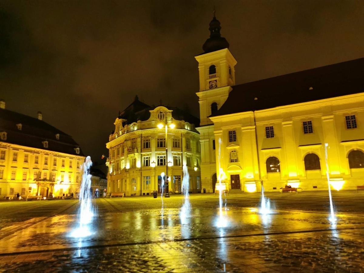 Apartament Plopilor Studios Sibiu Eksteriør bilde