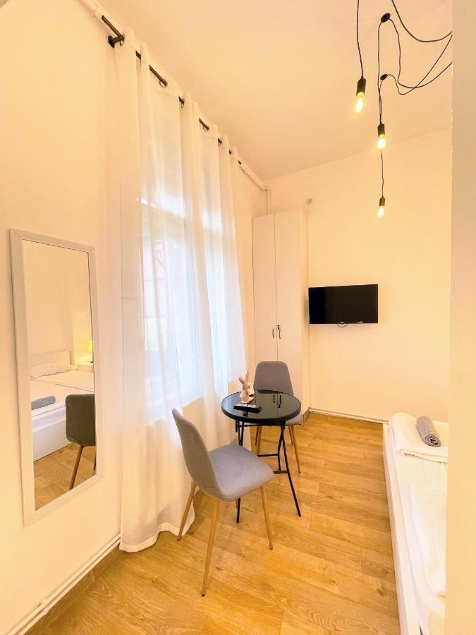 Apartament Plopilor Studios Sibiu Eksteriør bilde