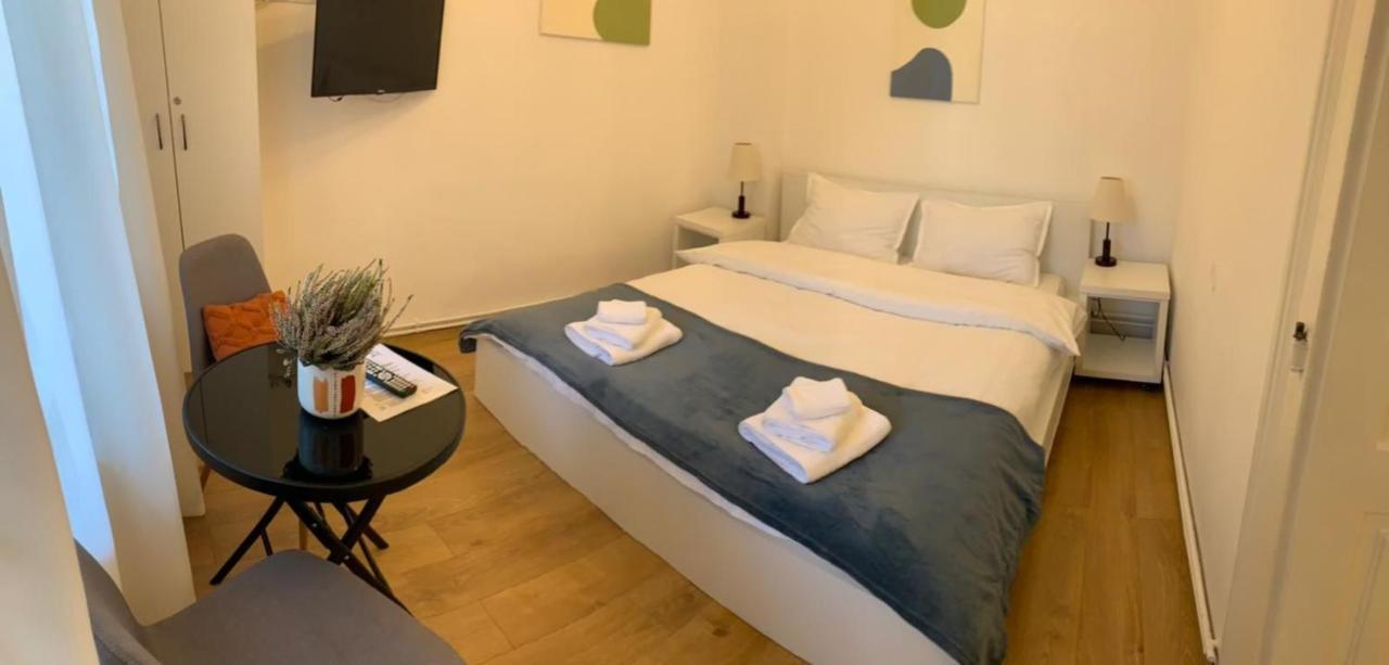 Apartament Plopilor Studios Sibiu Eksteriør bilde